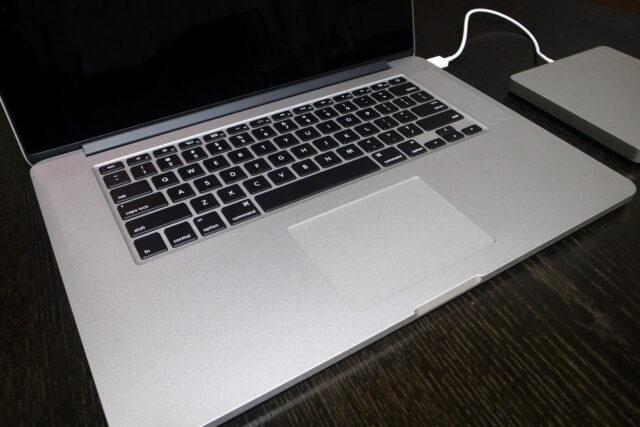 MacBook Pro Retinaで、もう普通のディスプレイに戻れない – Pocket Base